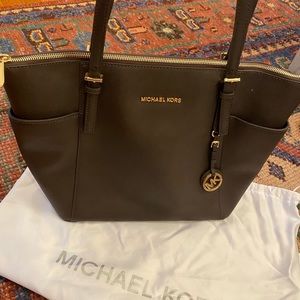 MICHAEL Michael Kors Jet Set Tote